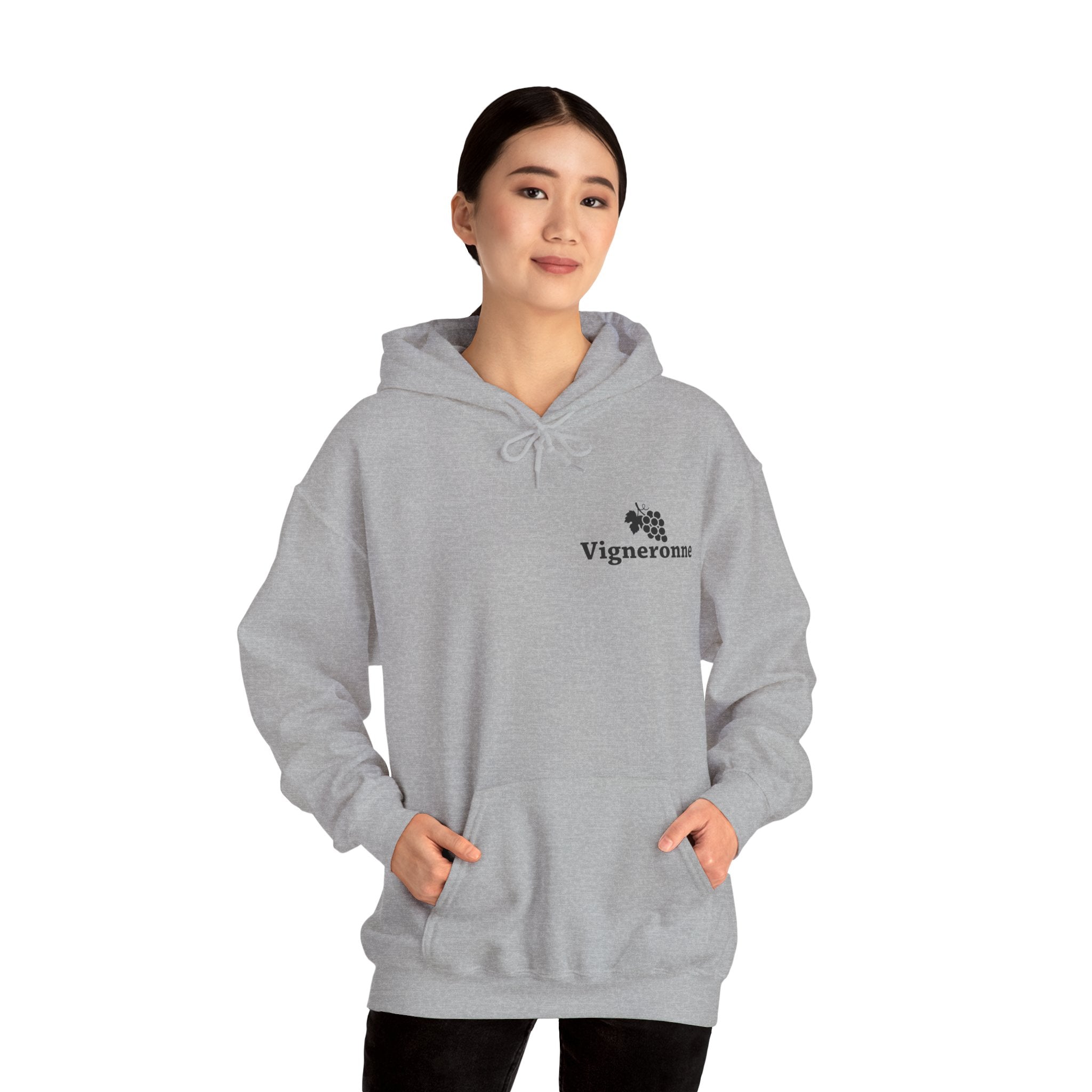 Vigneronne  – Essential Hoodie
