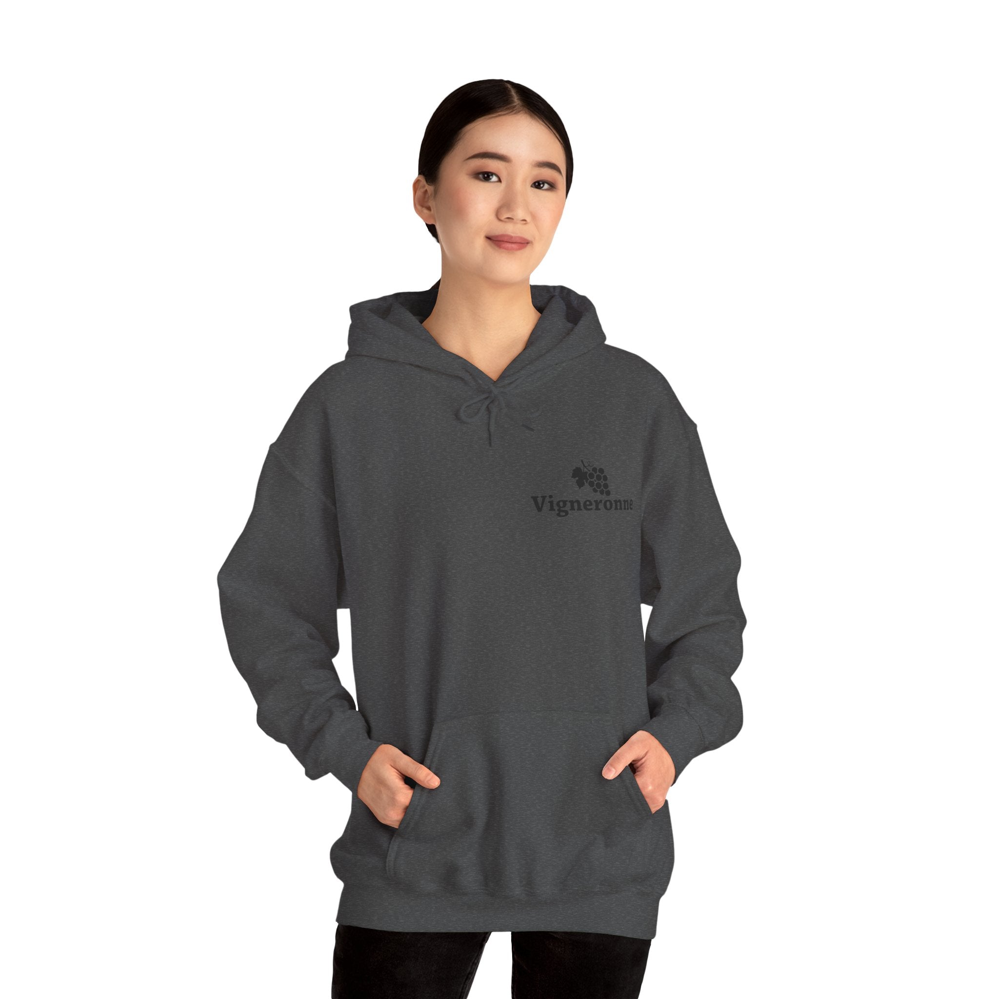 Vigneronne  – Essential Hoodie