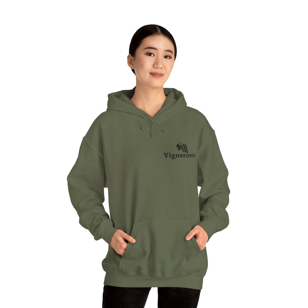 Vigneronne  – Essential Hoodie