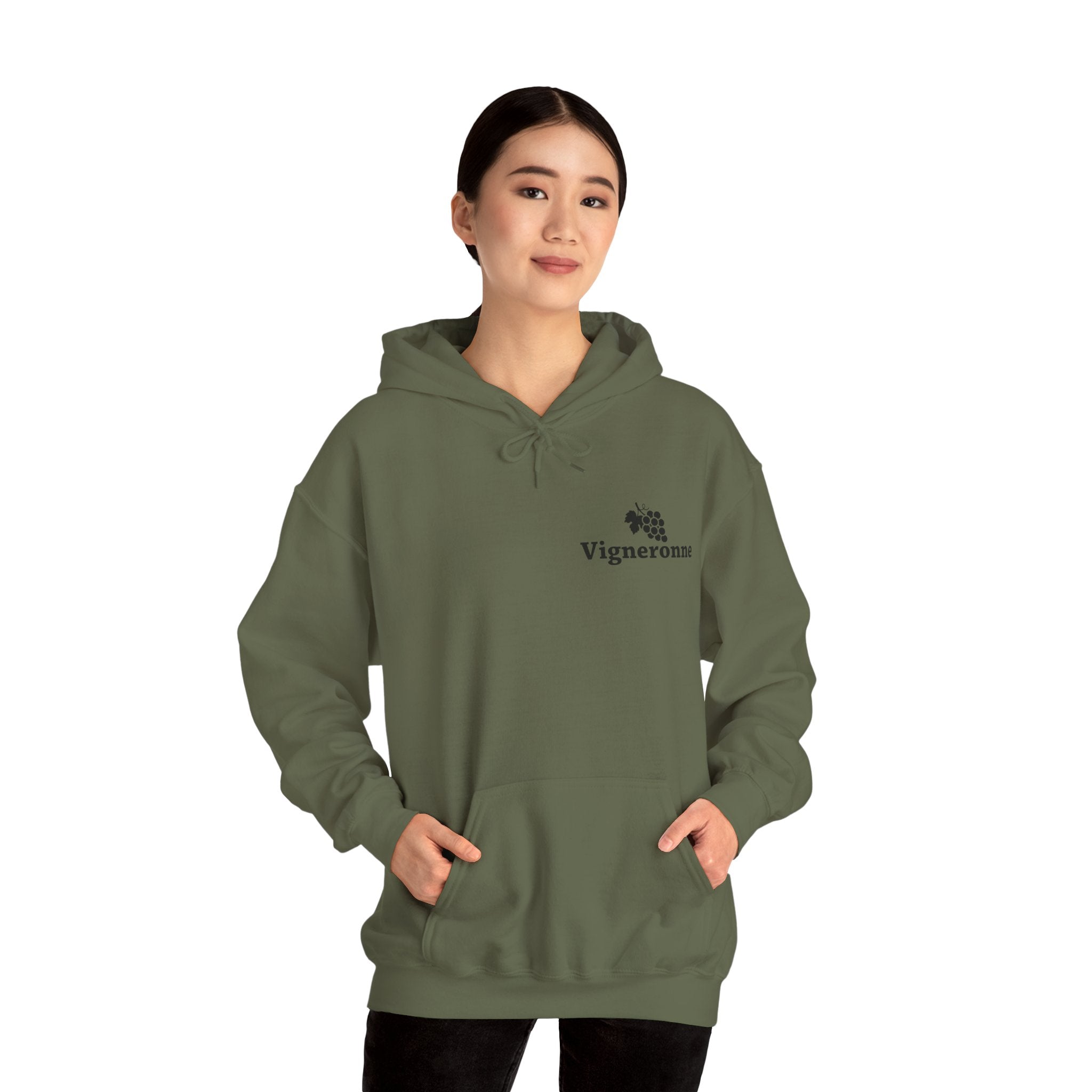 Vigneronne  – Essential Hoodie