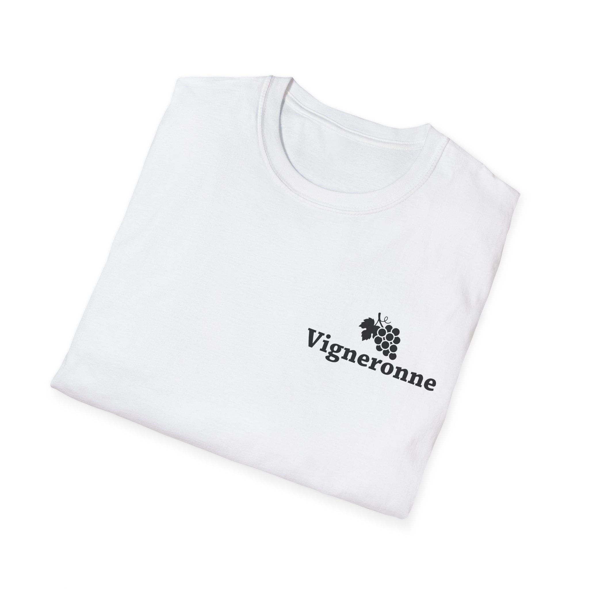 Vigneronne  – Essential T-Shirt