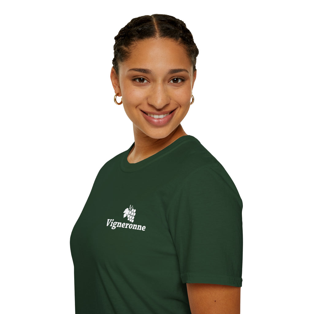 Vigneronne  – Essential T-Shirt