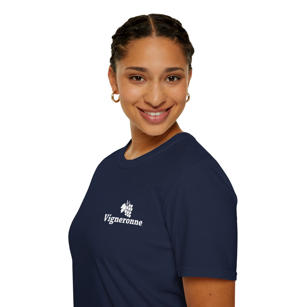 Vigneronne  – Essential T-Shirt