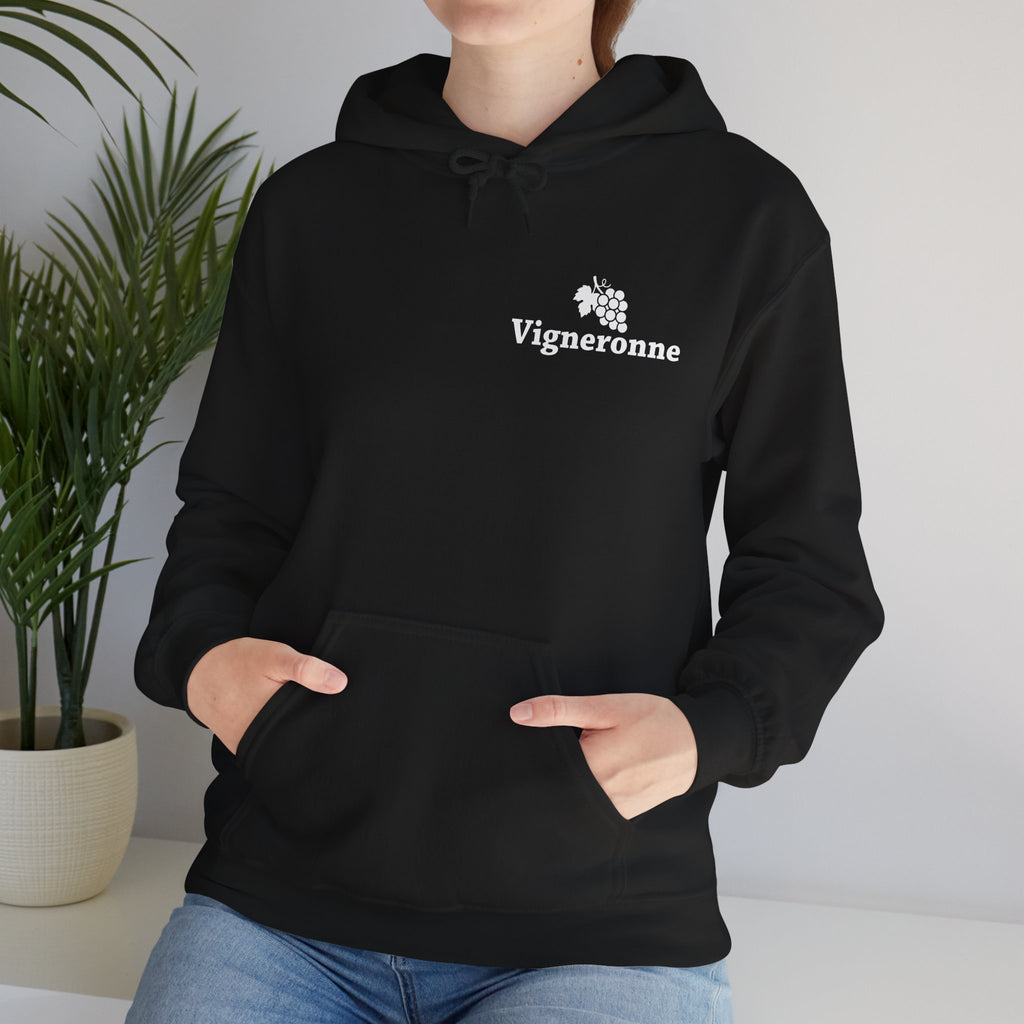 Vigneronne  – Essential Hoodie