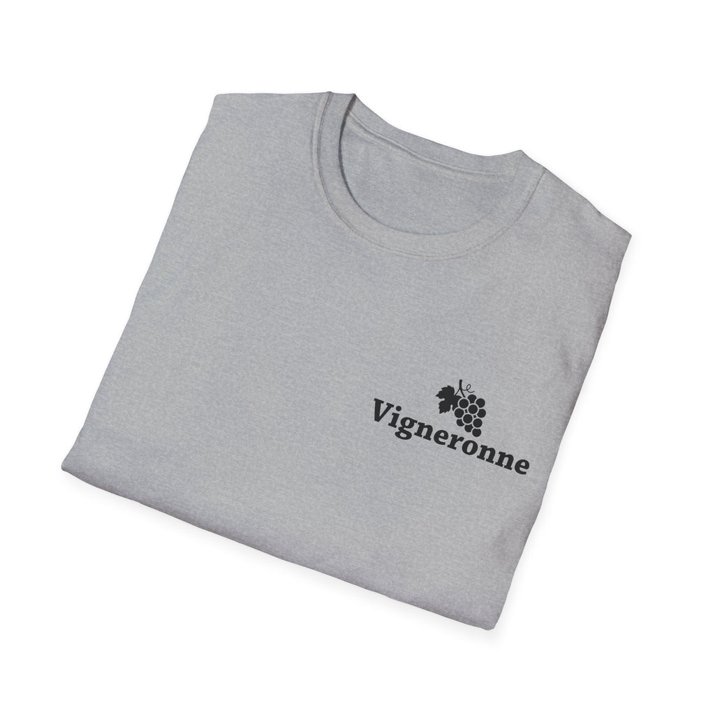 Vigneronne  – Essential T-Shirt